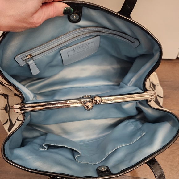 Coach Signature Kiss Lock Center Blue Interior Lined Satchel - Picture 8 of 16